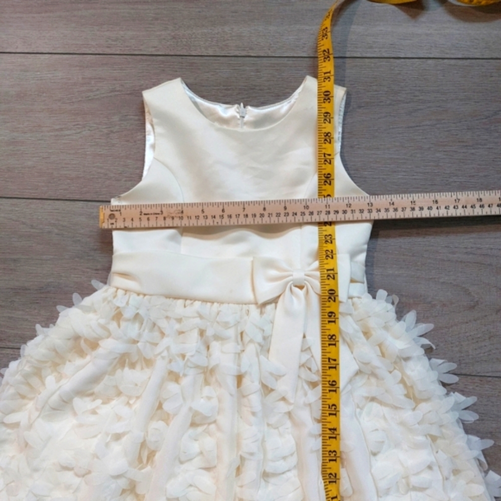 American Princess Beautiful Formal Flower Girls Dress Color Cream Size 8 - Picture 13 of 16